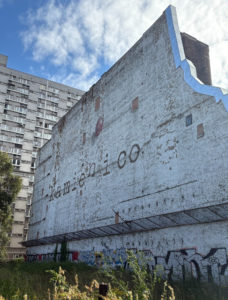 Kamienica Wall, Warsaw